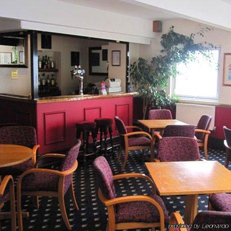 קלבדון The Highcliffe Hotel מסעדה תמונה