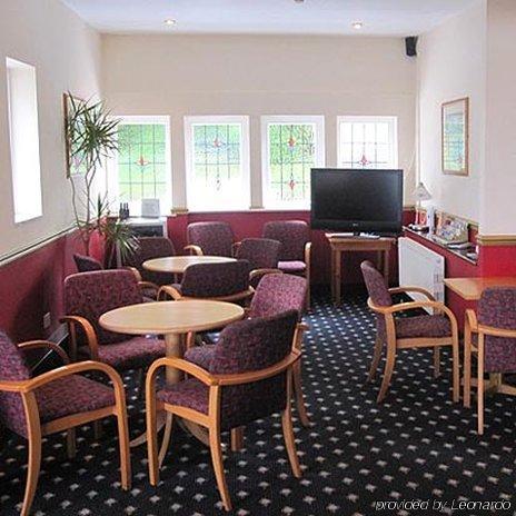קלבדון The Highcliffe Hotel מראה חיצוני תמונה